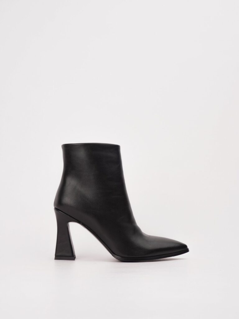 Ženske čizme 22N Black